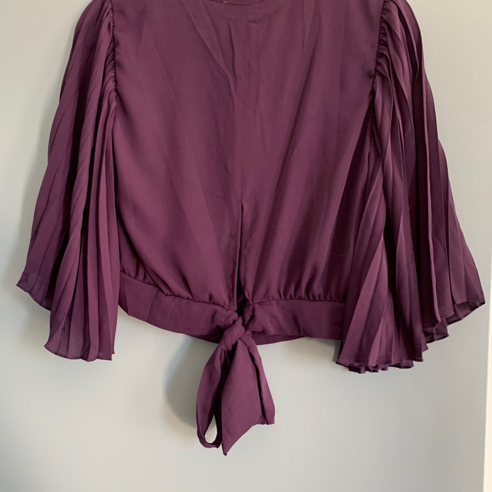 F21 NWOT Top - Picture 2 of 2